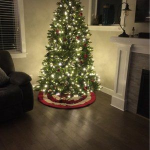 Brand new-Rufflle Quilted Christmas Tree Skirt-Free Personalization-choose size